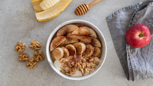 Porridge de bayas y manzana