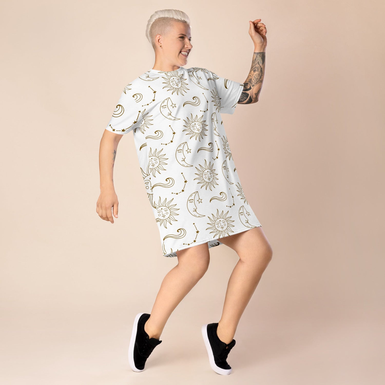 CLOTHES