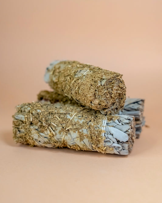 SAHUMERIO ATADO  DE SALVIA Y RUDA