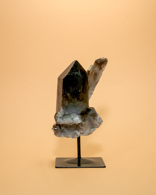 SMOKY QUARTZ POINT WITH BASE