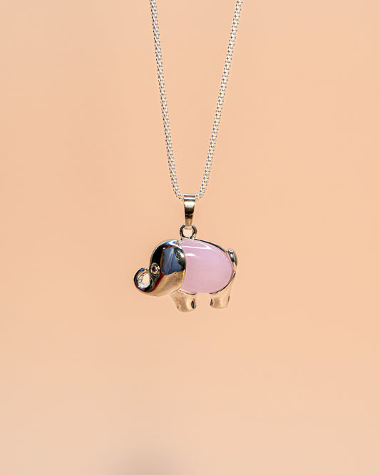 ELEPHANT PENDANT WITH ROSE QUARTZ AND SILVER CHAIN