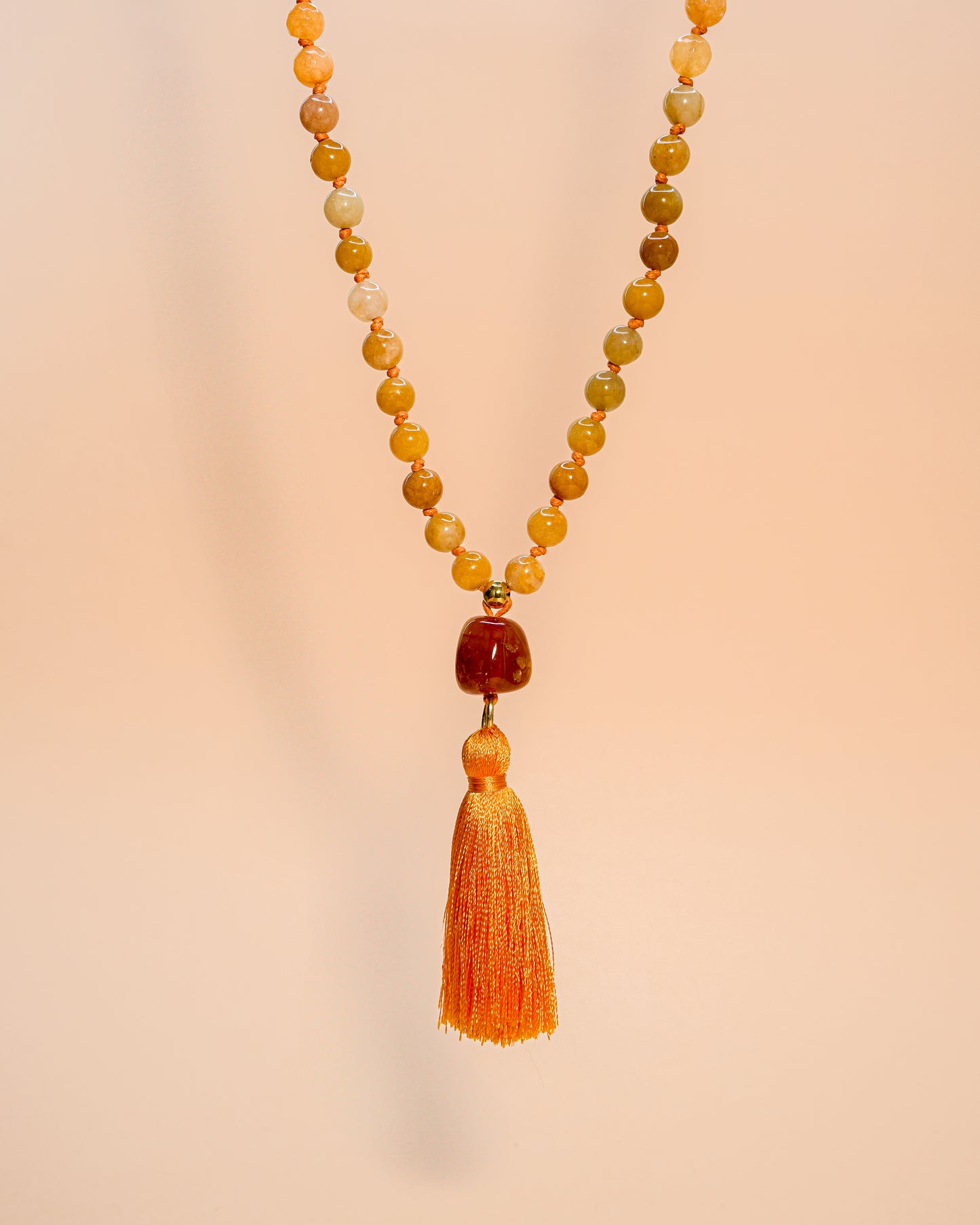 COLLAR CRISTAL CUARZO FACETADO COLOR NARANJA