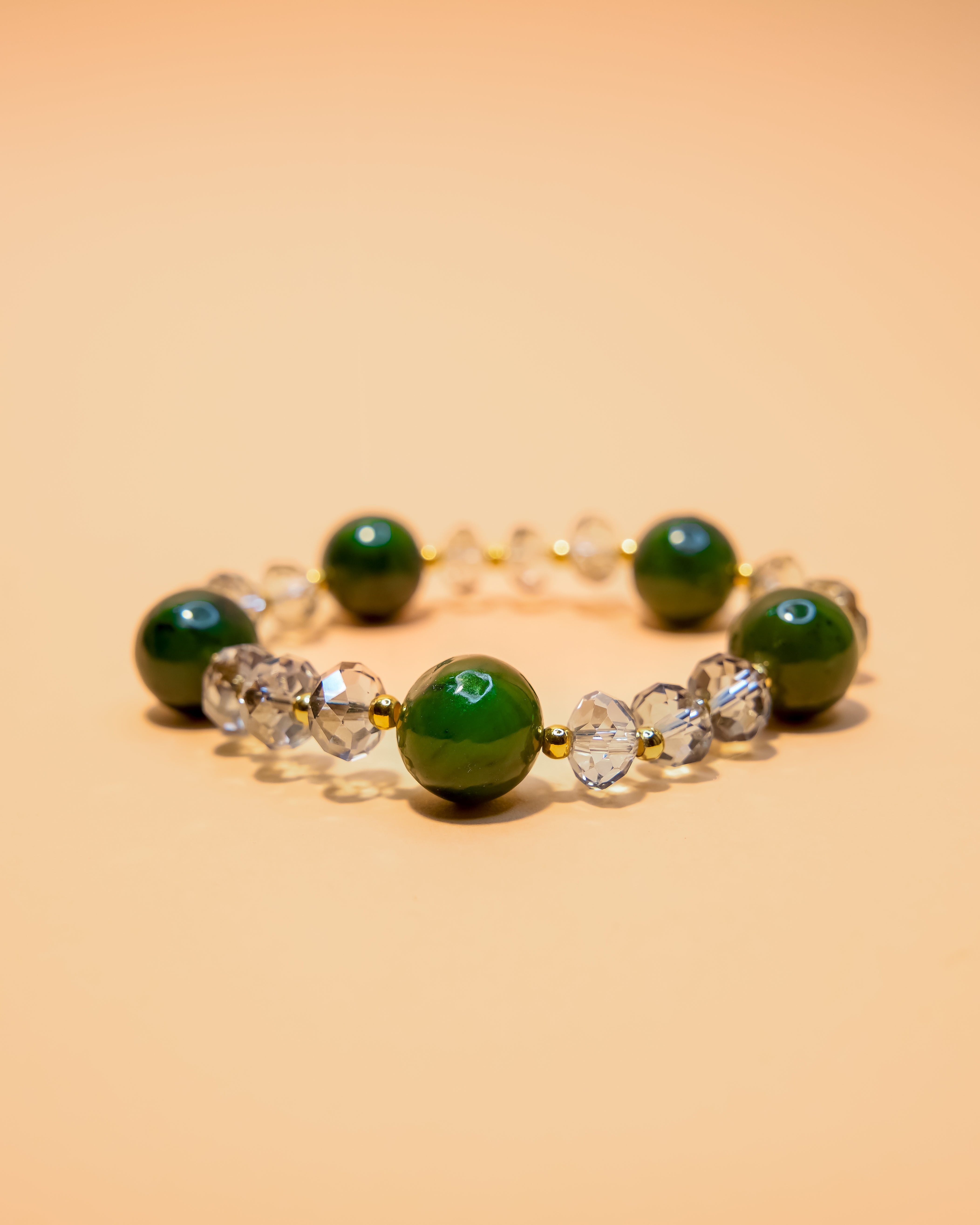 Pulsera de cristal de cuarzo con jade canadiense