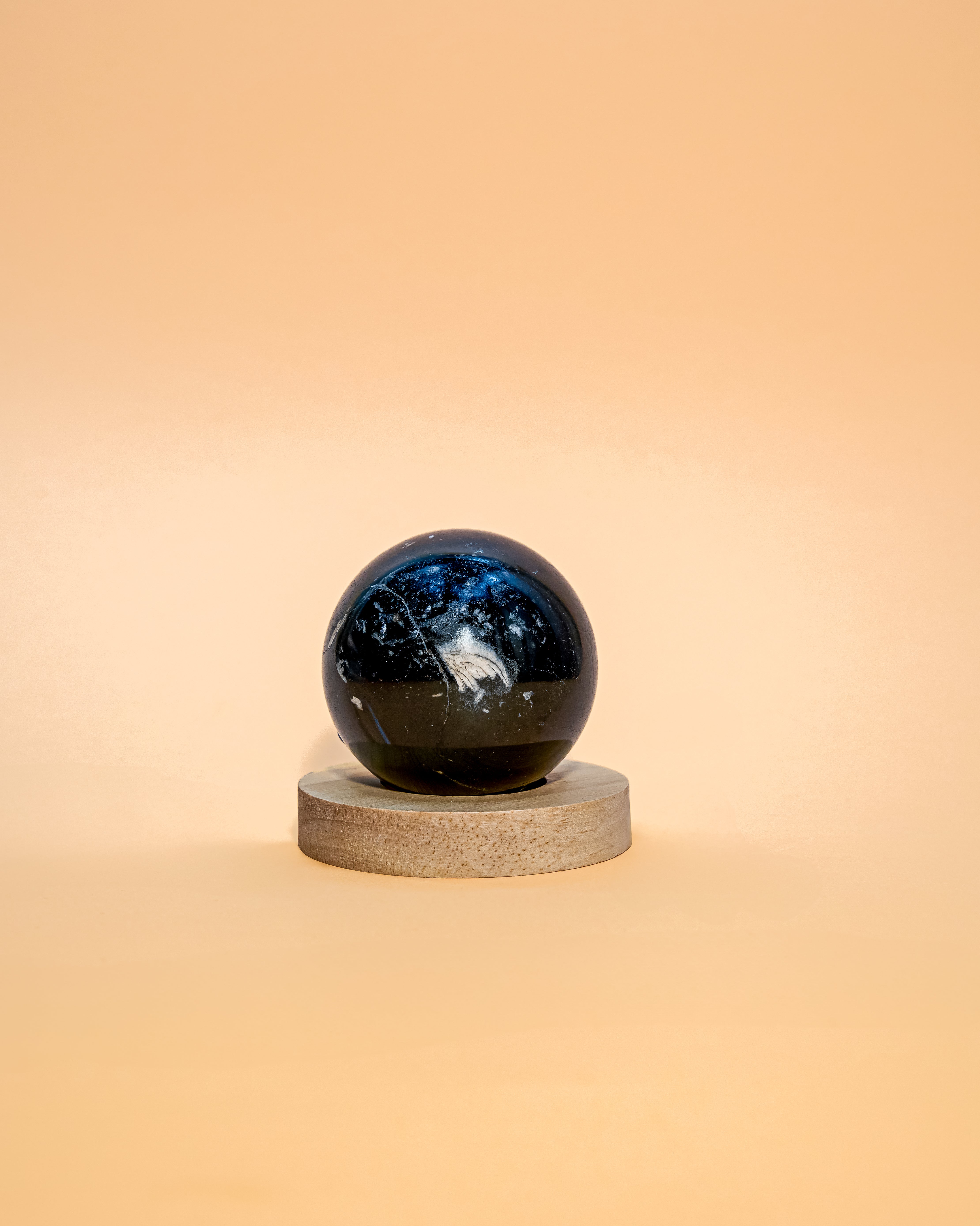 ESFERA TURMALINA PULIDA PEQUEÑA