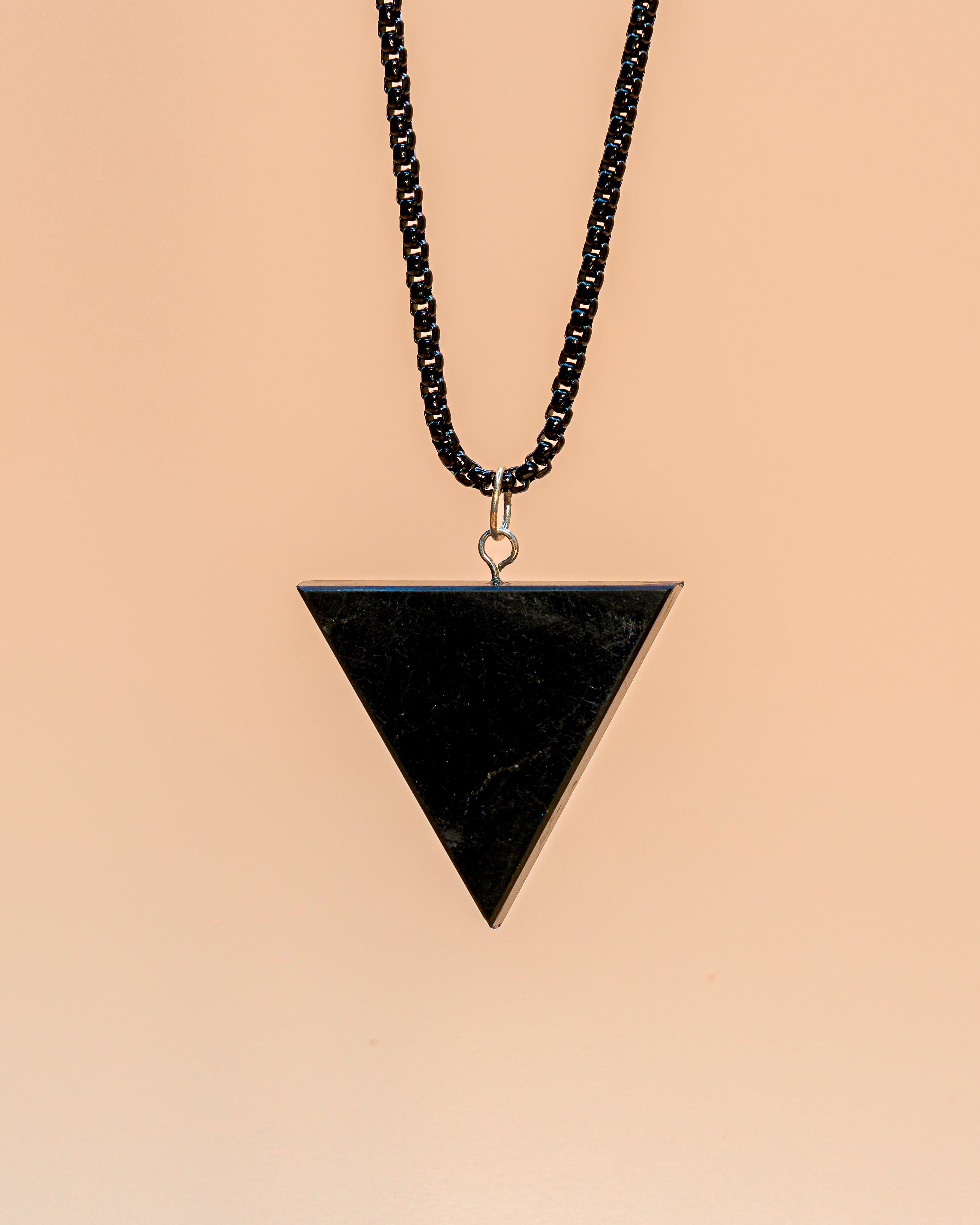 SHUNGUITE TRIANGLE by AURA